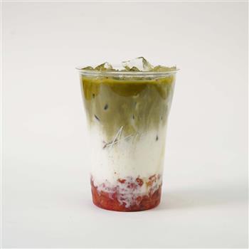 ماچا استرابری لته ماچا استرابری لته