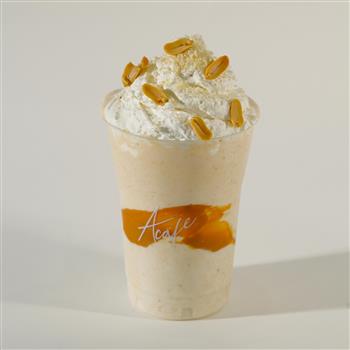 شیک کره بادام شیک کره بادام